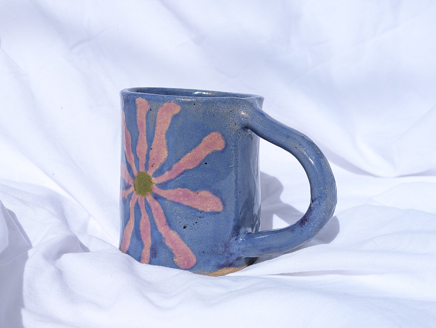 squiggly wonky flower mug